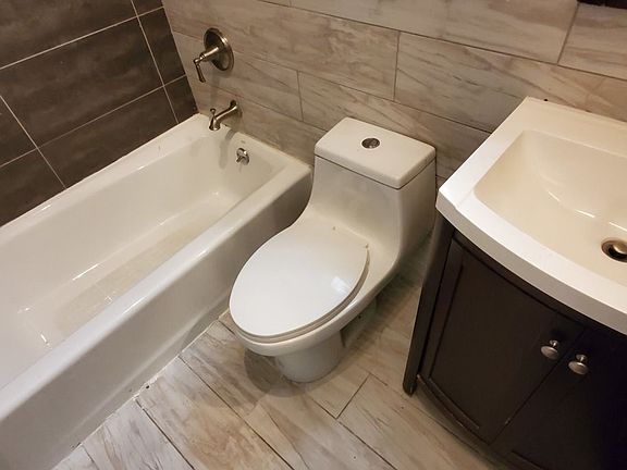 4th image of 21 W 131st St #5FT