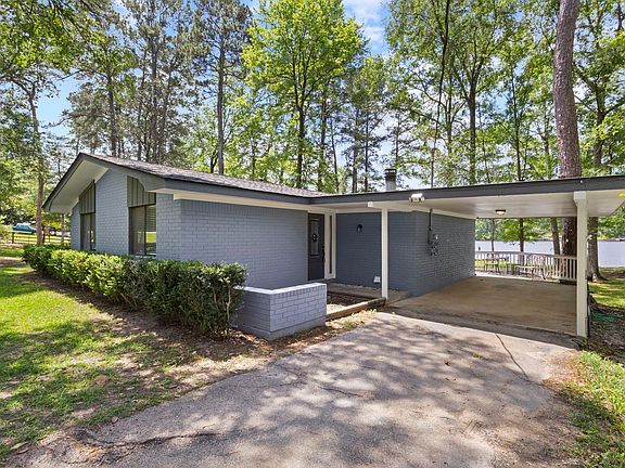 5th image of 439 Sherwood Forest Dr N