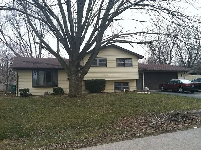 1503 Elwood St photo 1