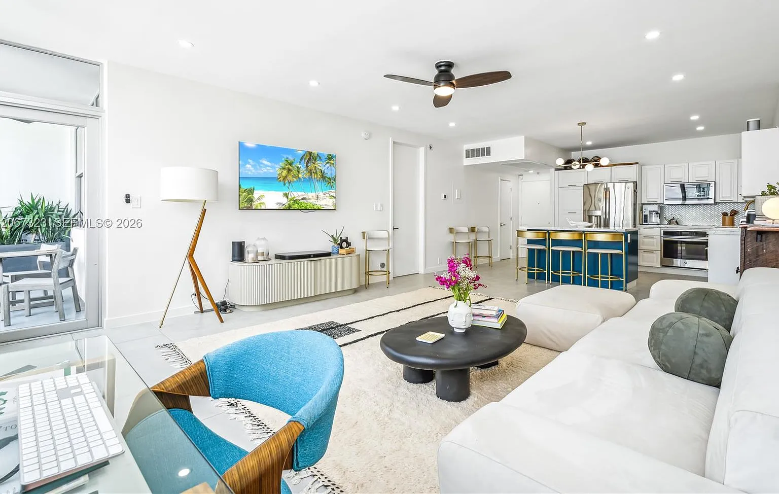 Belle Plaza Condo — Photo 3