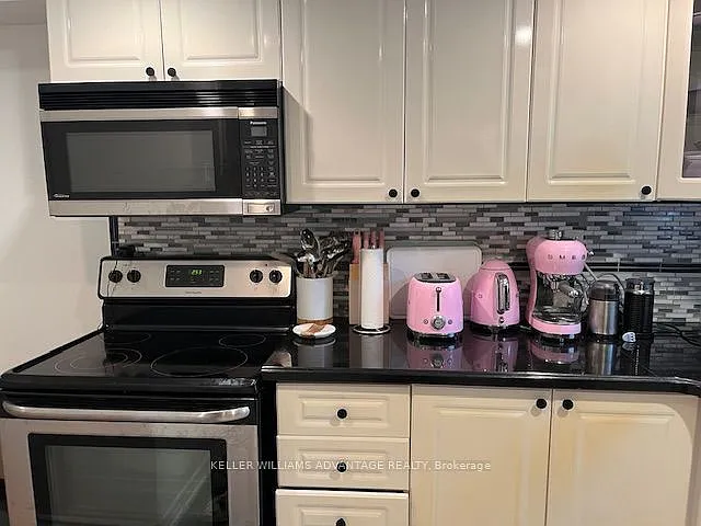 823 Craven Rd — Photo 2