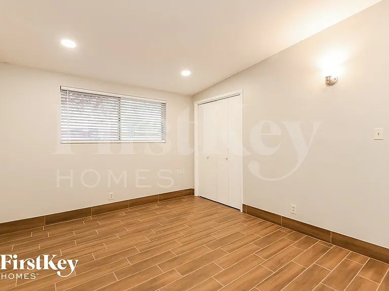 8940 E Pine Valley Dr — Photo 11