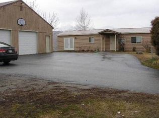 933 Wheeler Hill Rd, Wenatchee, WA 98801