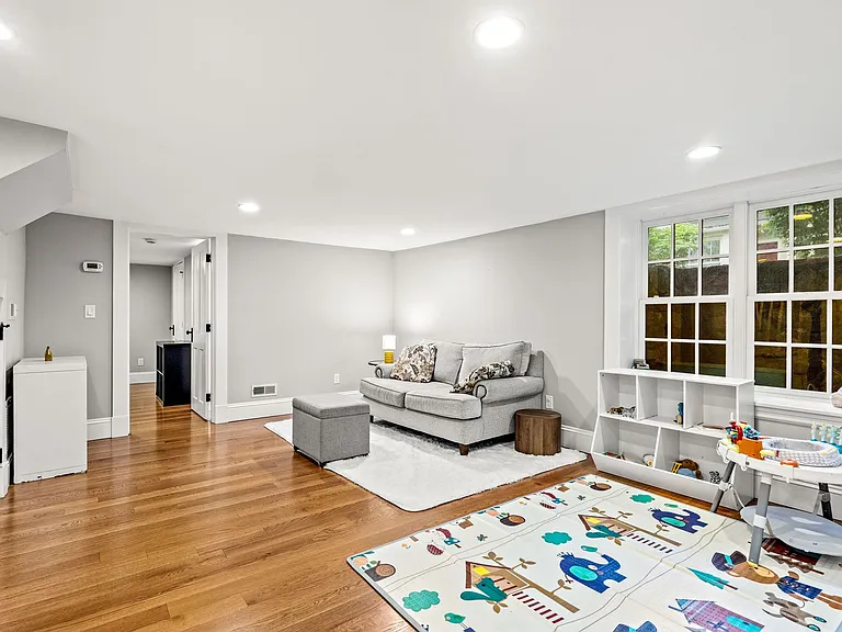 2 Brattle Cir — Photo 39