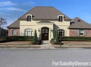 13620 Robin Ridge Dr, Baton Rouge, LA 70810
