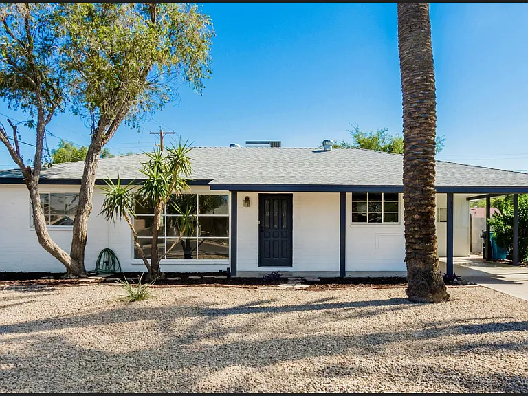 3301 W Pierson St — Photo 1