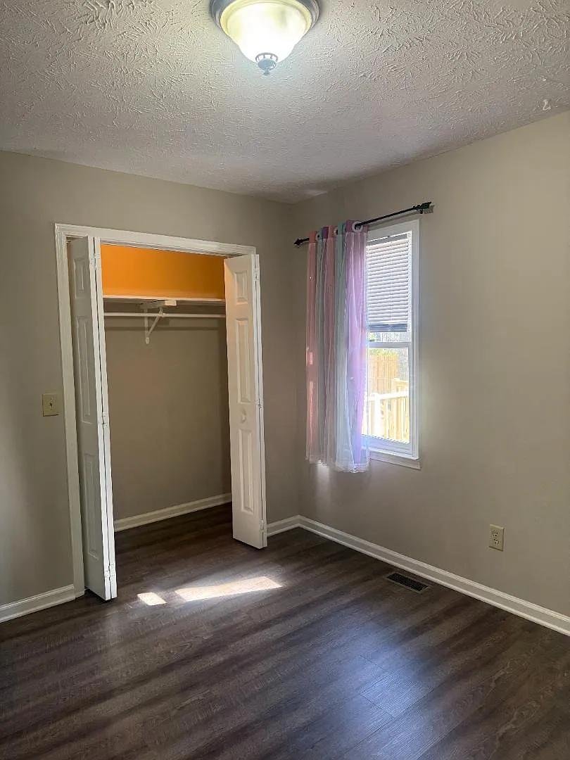 602 Garden Hills Dr — Photo 3