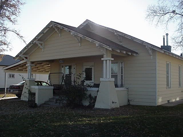 Front of house w/ porch