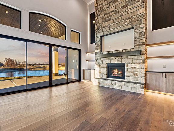 4th image of 6362 Salmon Falls Ln