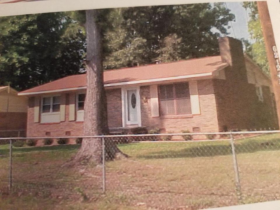 1st image of 700 Mobile St