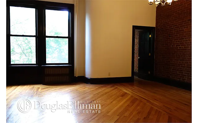 Rented by Douglas Elliman | media 10