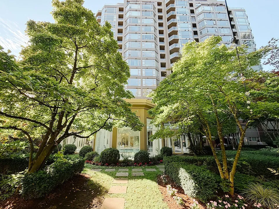 1327 Keith Rd E #312