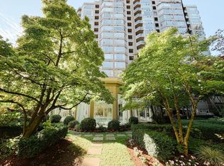 1327 Keith Rd E #312, North Vancouver, BC V7J2J4