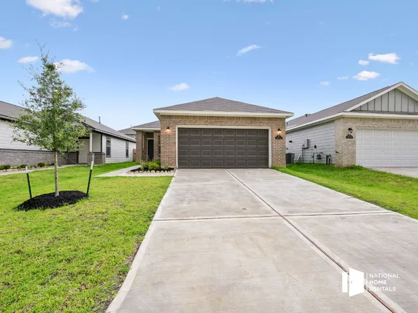 16715 Rover Ln, Porter, TX 77365