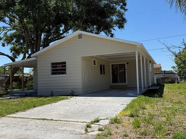 1945 Rally Ln, Holiday, FL 34690