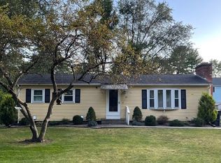 21 Ivy Ave, Westfield, MA 01085