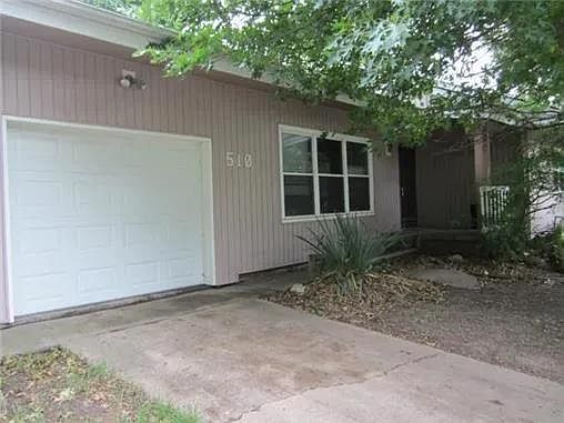1st image of 510 Cactus Dr