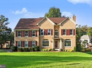 7906 Sleepy Brook Ct, Springfield, VA 22153