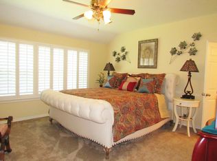 832 Evandale Rd, Burleson, TX 76028