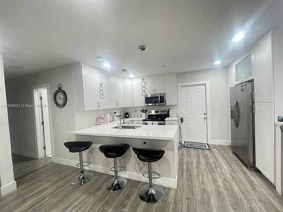 4th image of 15850 NW 18th Ave