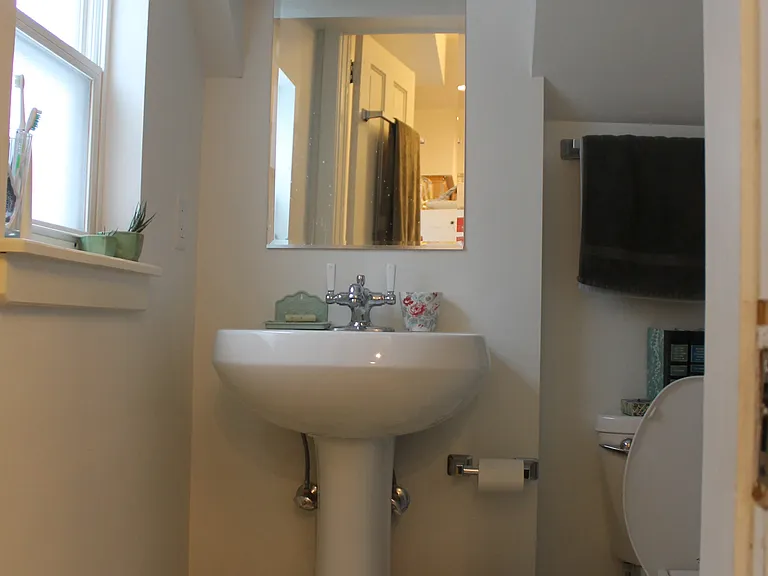 Emerald St — Photo 10