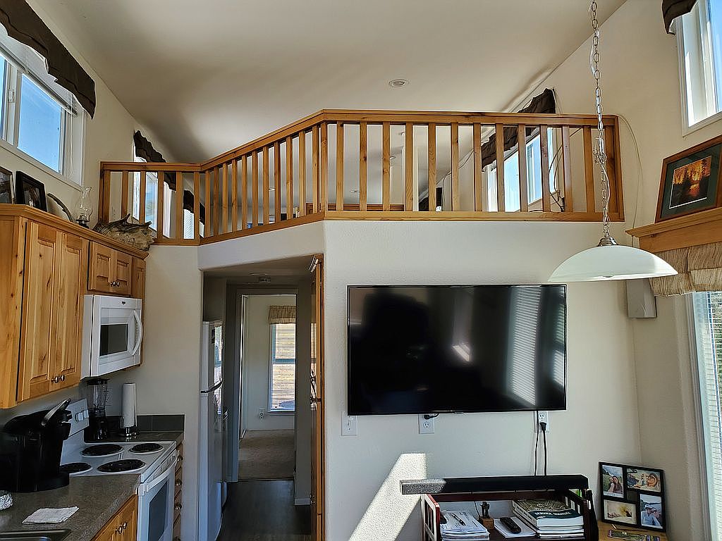 80357 S Valley Rd, Dufur, OR 97021 Zillow