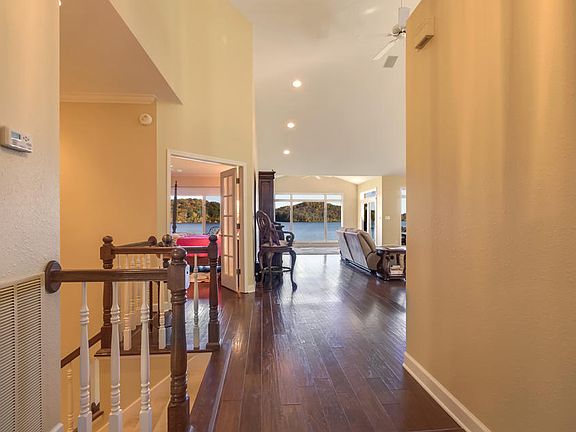 2nd image of 110 Chota Shores Way