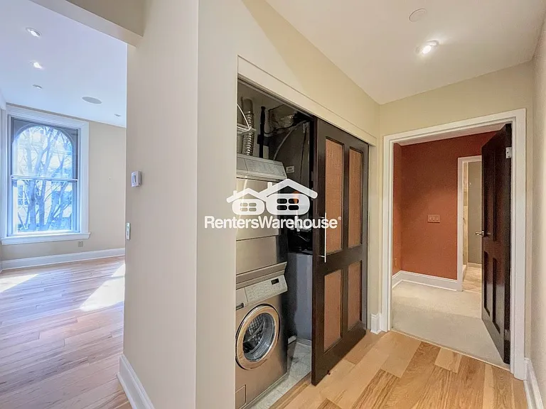 219 Granby St #20 — Photo 25