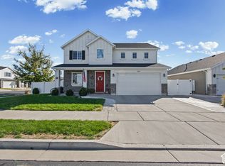 3457 S Birch Ln, Syracuse, UT 84075