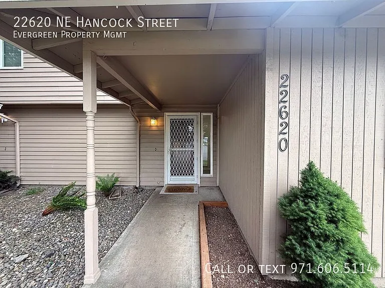 22620 NE Hancock St — Photo 1