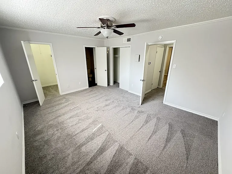 Le Montreaux Apartments — Photo 165