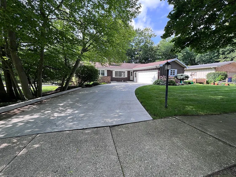3010-3012 Okemos Dr SE — Photo 21