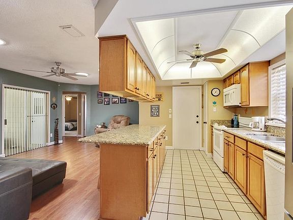 5th image of 3630 Jonquil Ln