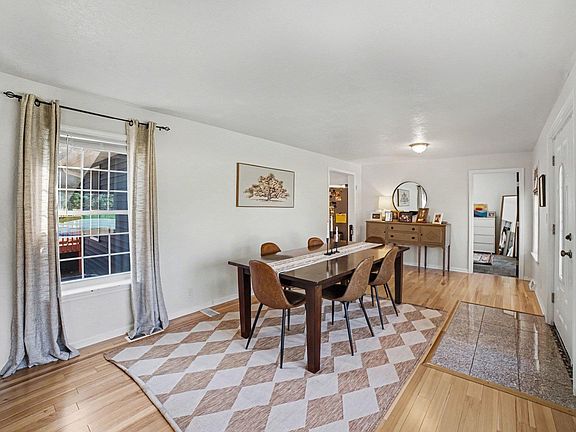 4th image of 7818 N Luce Rd
