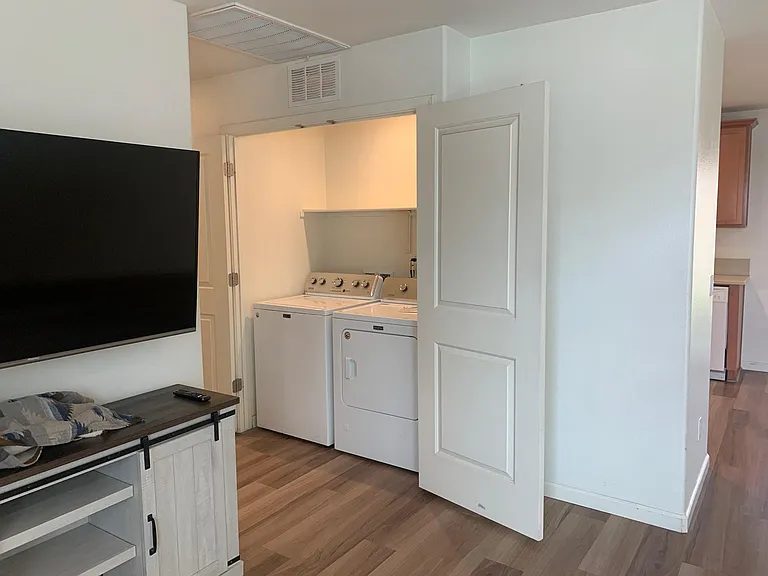 5918 Commonwealth Ave — Photo 4