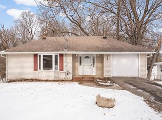 3780 Togo Rd, Wayzata, MN 55391