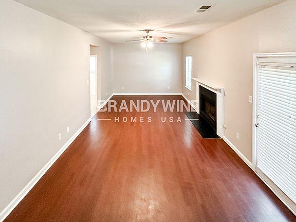 3rd image of 5325 Salem Springs Pl