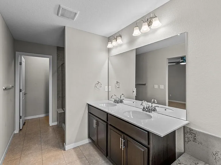 9756 Mount Kataka Point — Photo 18