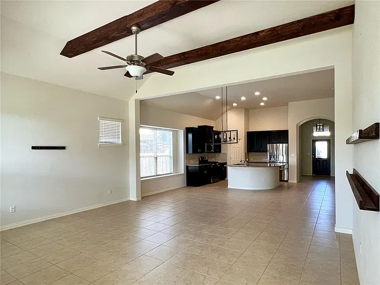 133 Salt Fork Dr — Photo 3
