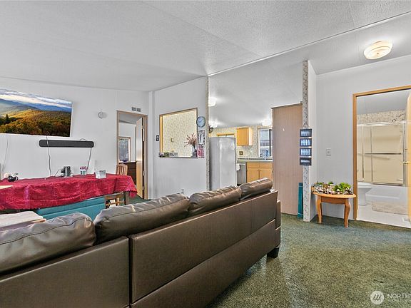 2nd image of 3121 S 86th street Court #87
