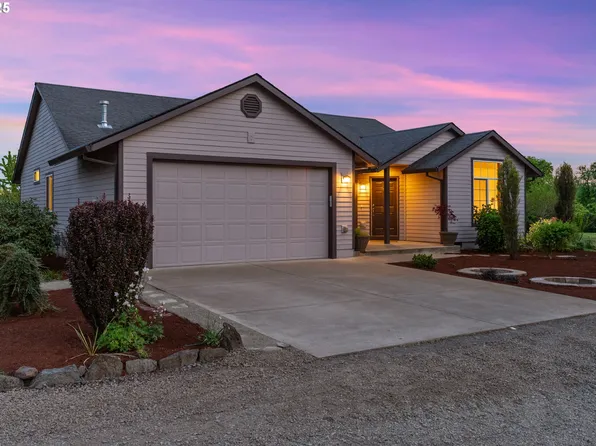 21805 Boones Ferry Rd NE, Aurora, OR 97002