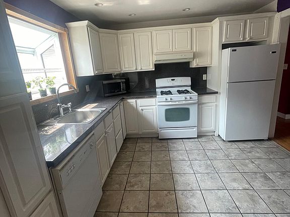 2nd image of 66 Penn Ave #1