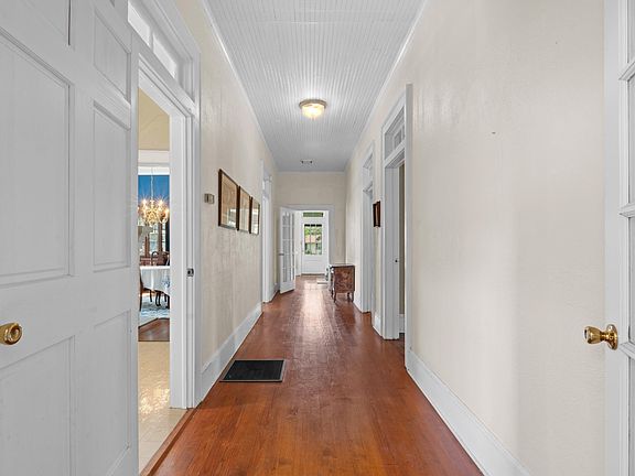 5th image of 626 E Hampton St