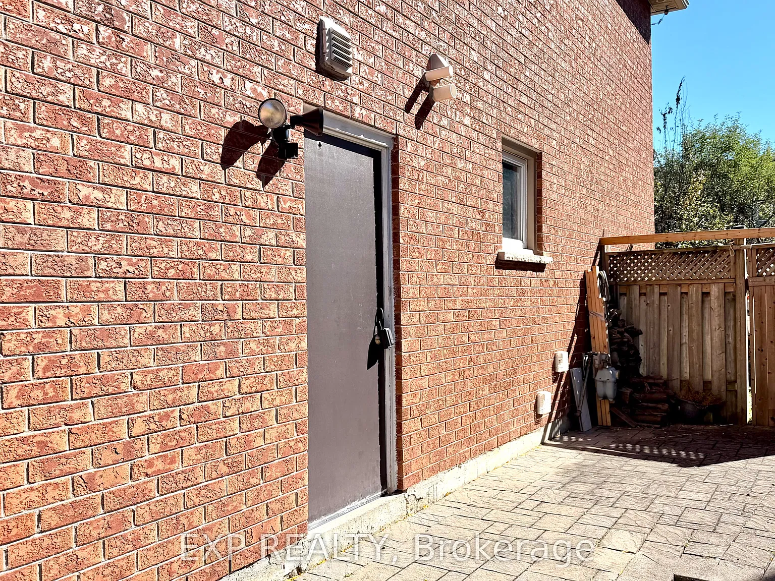 2 bed, $1,700 — Photo 2