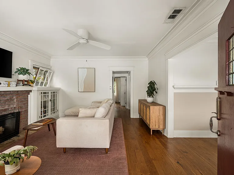 618 Stanley Ave — Photo 7