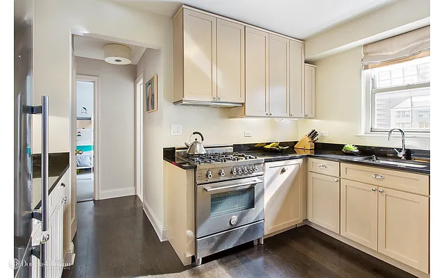 Sold by Douglas Elliman | media 3