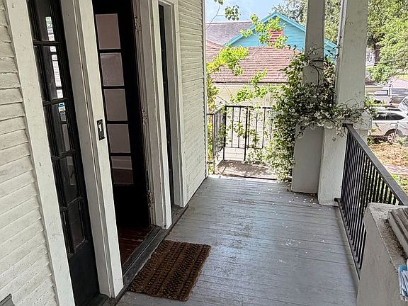 2nd image of 1233 Poland Ave