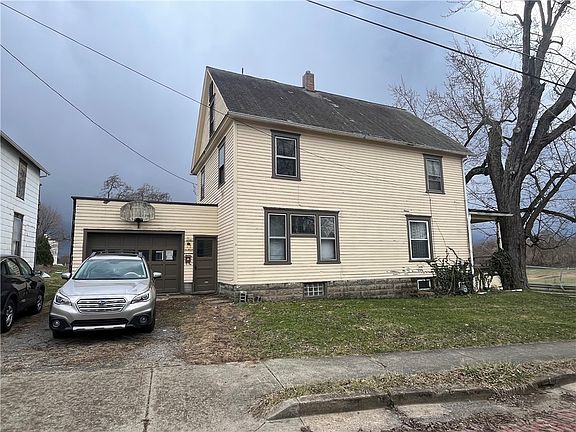 4th image of 22 Union St
