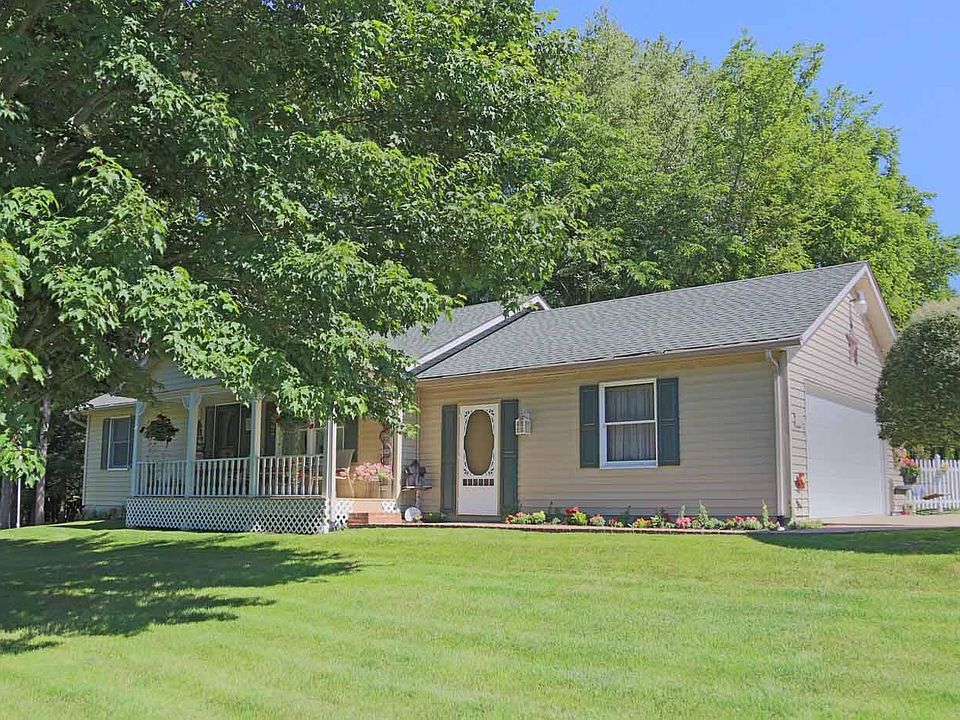 1st image of 3669 Apple Valley Dr