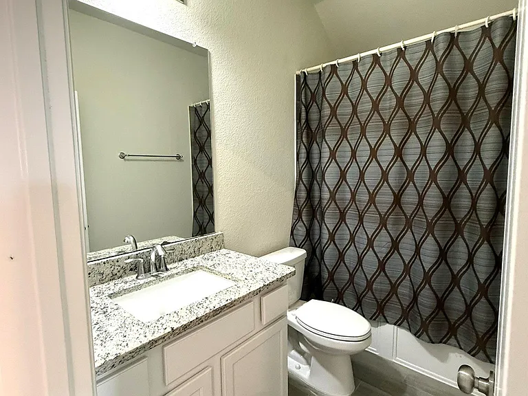 15823 Vanderpool River Dr — Photo 21